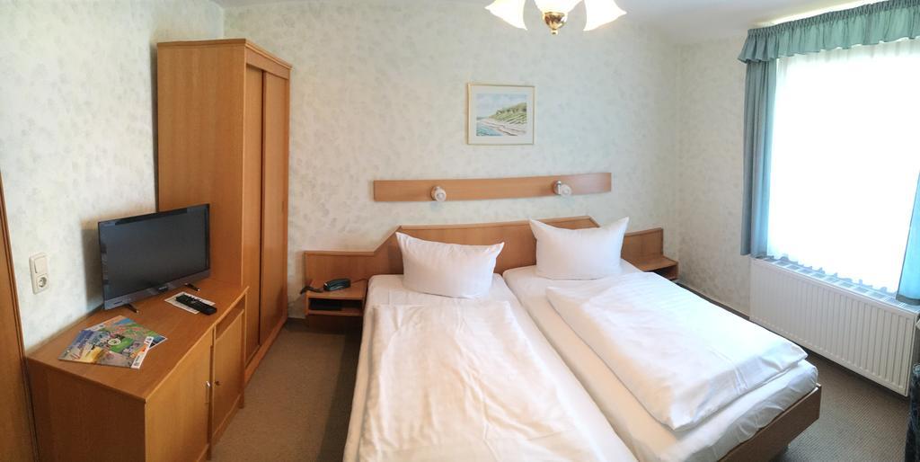 Kastanienhof Hotel Garni Zinnowitz Phòng bức ảnh