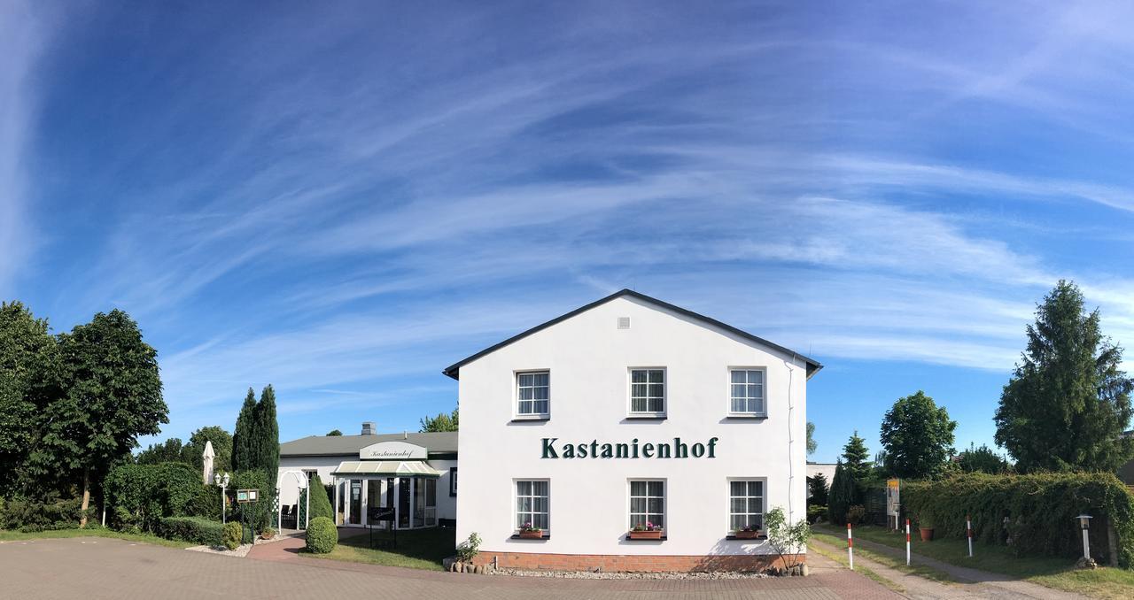 Kastanienhof Hotel Garni Zinnowitz Ngoại thất bức ảnh