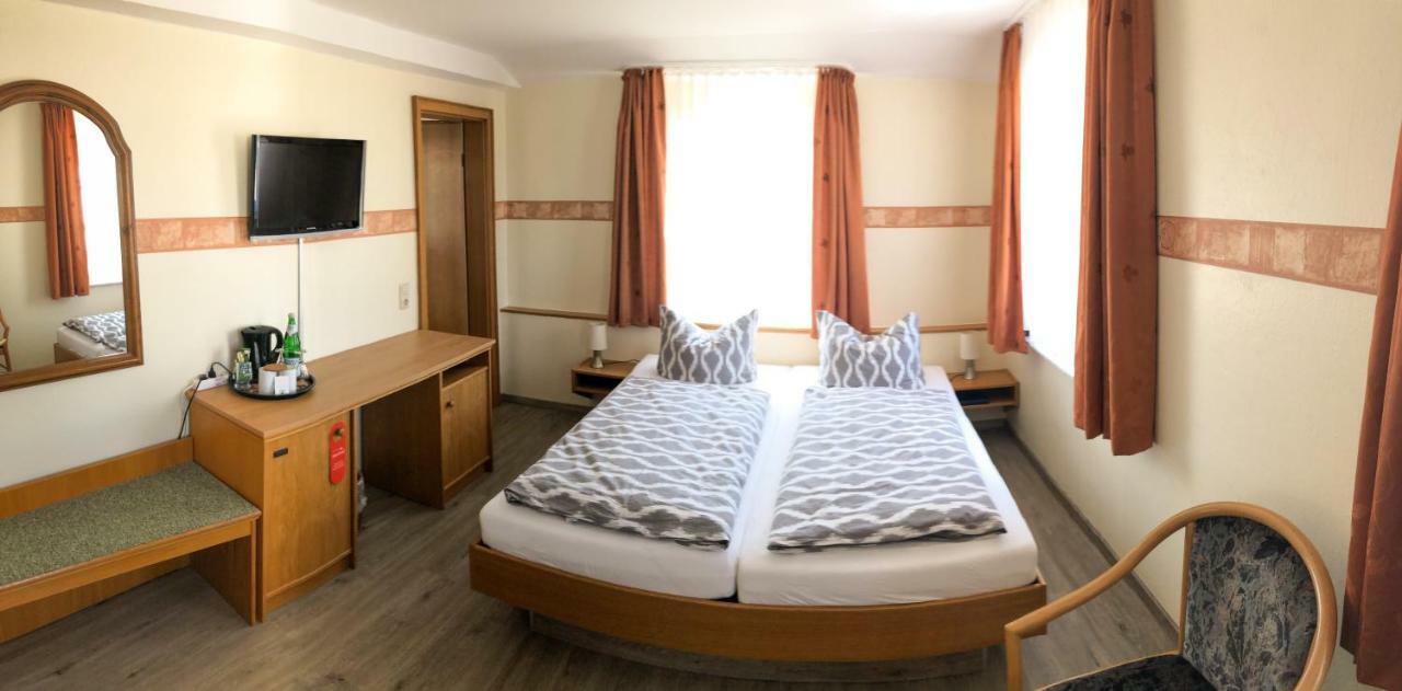 Kastanienhof Hotel Garni Zinnowitz Ngoại thất bức ảnh